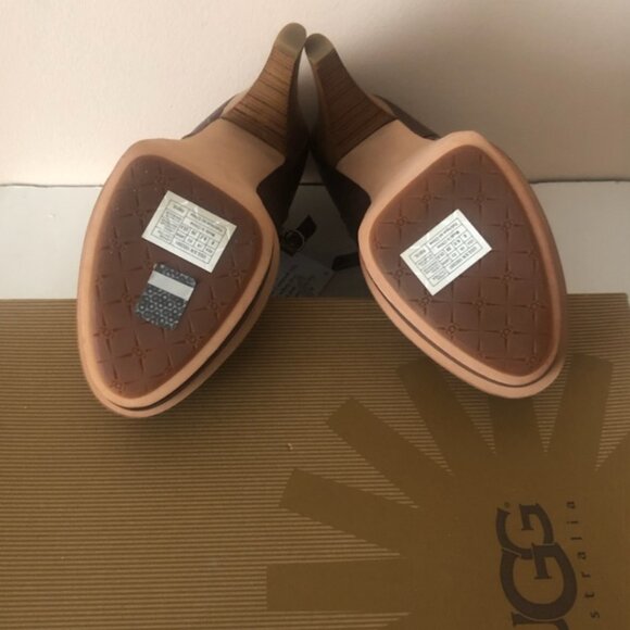 UGG Maliha Woven leather zip ankle booties. Size: 8 - Picture 4 of 6